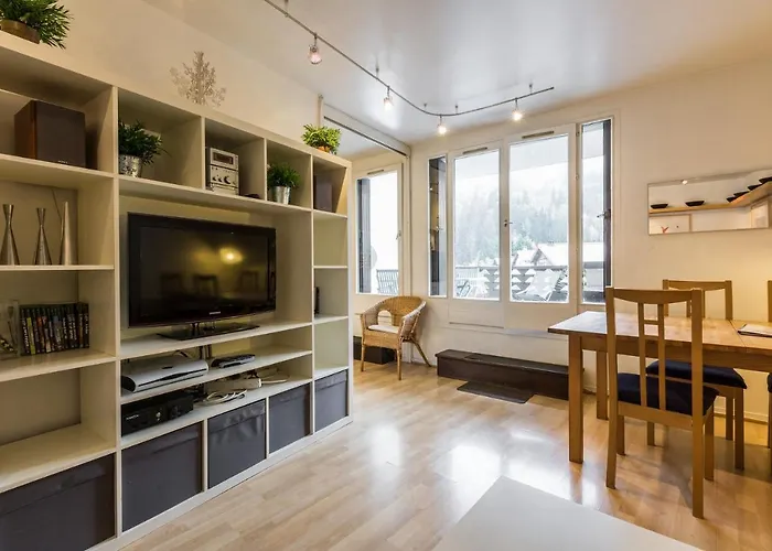 Apartment With Terrace Gentianes 1 Centre By Aiguille Du Midi *